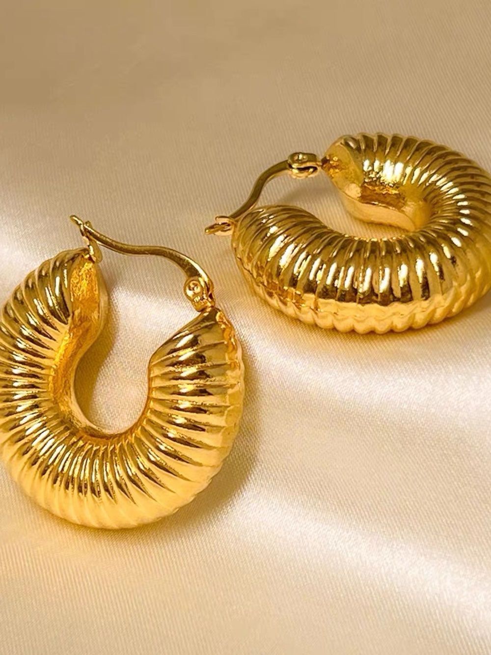 Gold Ribbed Hoop Earrings - Women Jewelry